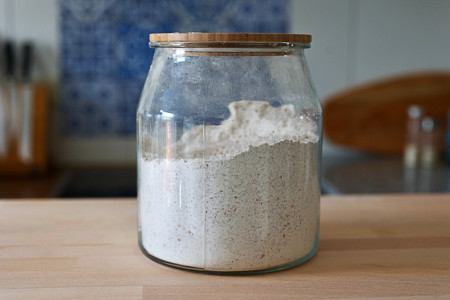 Whole wheat flour (15% protein)